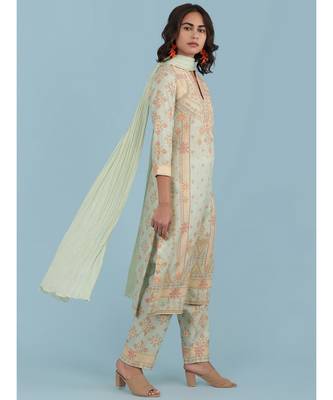 Round Neck Printed Kurta With QUARTER SLEEVE Sleeve Pant And Dupatta 1