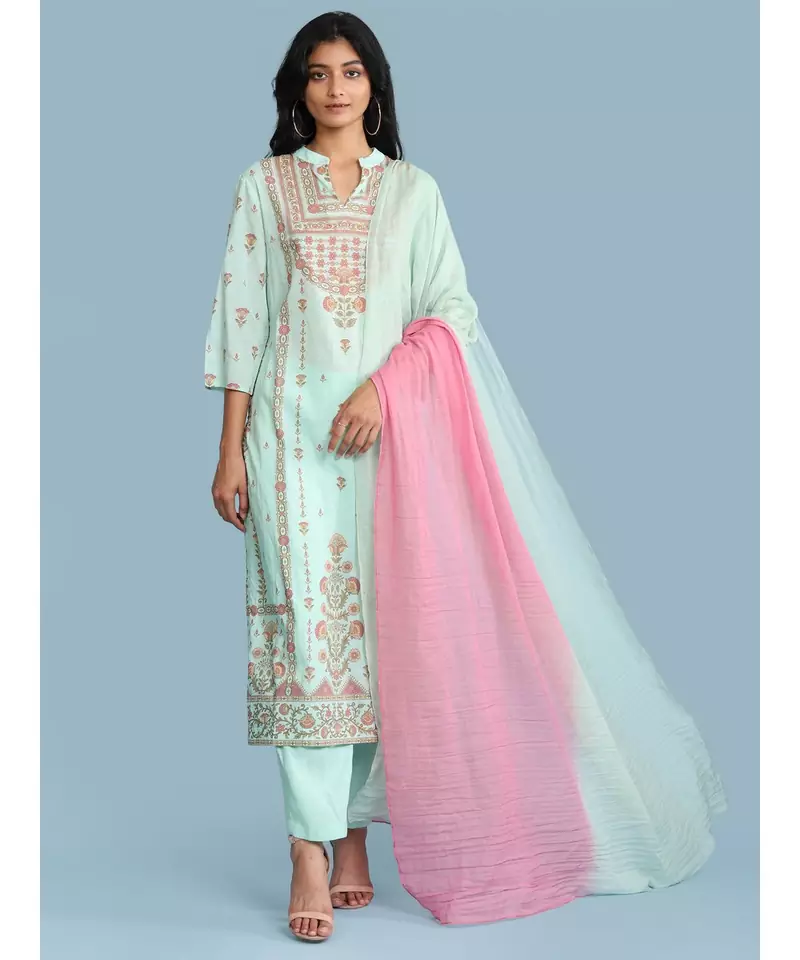 Band Collar QUARTER SLEEVE Sleeve Printed Kurta With Pants And Dupatta