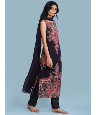 Laid Out Print Sleevess Kurta With Pants And Dupatta 3