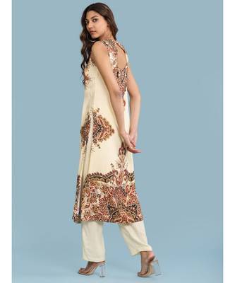 Laid Out Print Sleevess Kurta With Pants And Dupatta 4