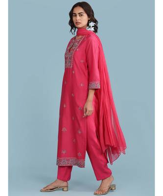 QUARTER SLEEVE Sleeve Embroidered Yoke Kurta With Pant And Dupatta 2