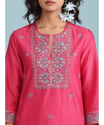 QUARTER SLEEVE Sleeve Embroidered Yoke Kurta With Pant And Dupatta 5