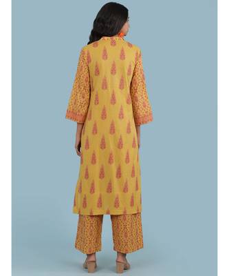 Band Collar QUARTER SLEEVE Sleeve Kurta With Lace At Yoke Border With Pant 4