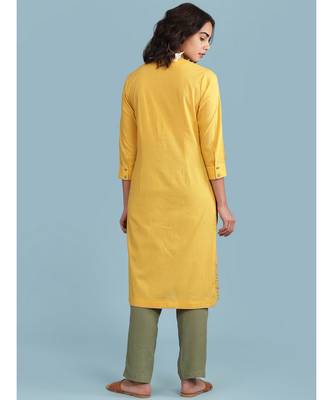 Rond Neck Embroidered Kurta With Pants 4