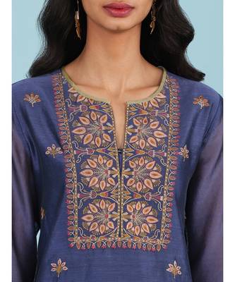 QUARTER SLEEVE Sleeve Embroidered Yoke Kurta With Pant And Dupatta 5