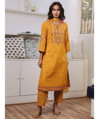 QUARTER SLEEVE Sleeve Embroidered Yoke Kurta With Pant And Dupatta 6