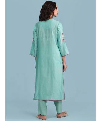 QUARTER SLEEVE Sleeve Embroidered Yoke Kurta With Pant And Dupatta 4