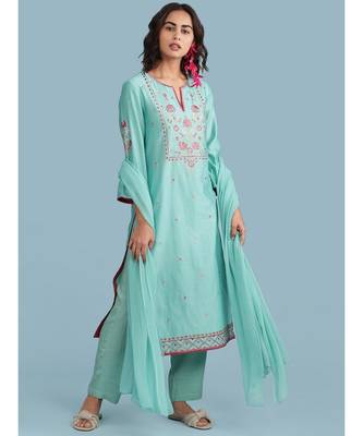 QUARTER SLEEVE Sleeve Embroidered Yoke Kurta With Pant And Dupatta 5