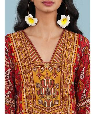 V Neck Straight Printed Kurta With Pant And Dupatta 5