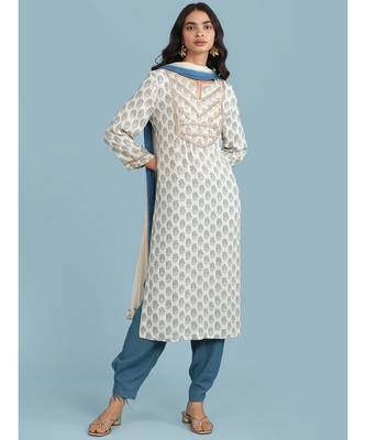 Round Neck Full Sleeve Printed Kurta With Gota Work With Pant And Dupatta 1