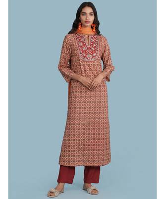 Band Collar Embroidered Yoke QUARTER SLEEVE  Sleeve Printed Kurta With Pant And Dupataa 1