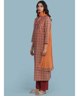 Band Collar Embroidered Yoke QUARTER SLEEVE  Sleeve Printed Kurta With Pant And Dupataa 2