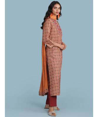 Band Collar Embroidered Yoke QUARTER SLEEVE  Sleeve Printed Kurta With Pant And Dupataa 3