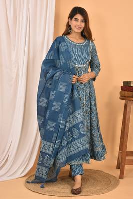 Blue embroidered cotton ethnic-kurtis 3