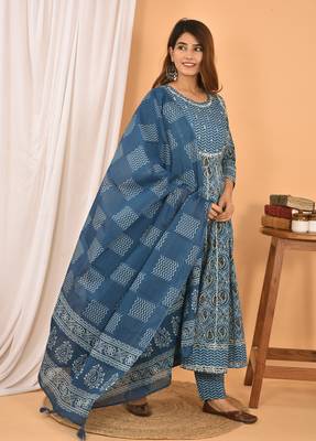 Blue embroidered cotton ethnic-kurtis 4