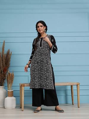 Hand Embroidered Black Cotton Lucknow Chikan Women Kurta 1