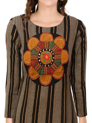 Black embroidered cotton ethnic-kurtis 5