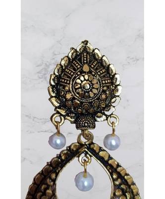 White gold plated Brass Alloy   pair of Earring 4