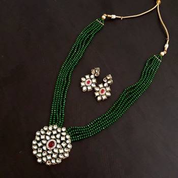 Green kundan Yellow Gold Brass Necklace & Pair of Earring 2