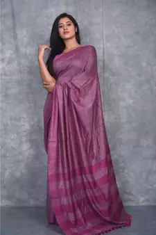 magenta silk hand woven handloom saree with blouse