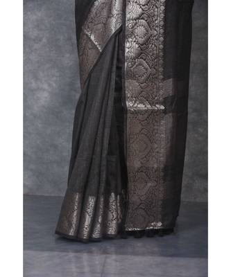 black silk hand woven handloom saree with blouse 4