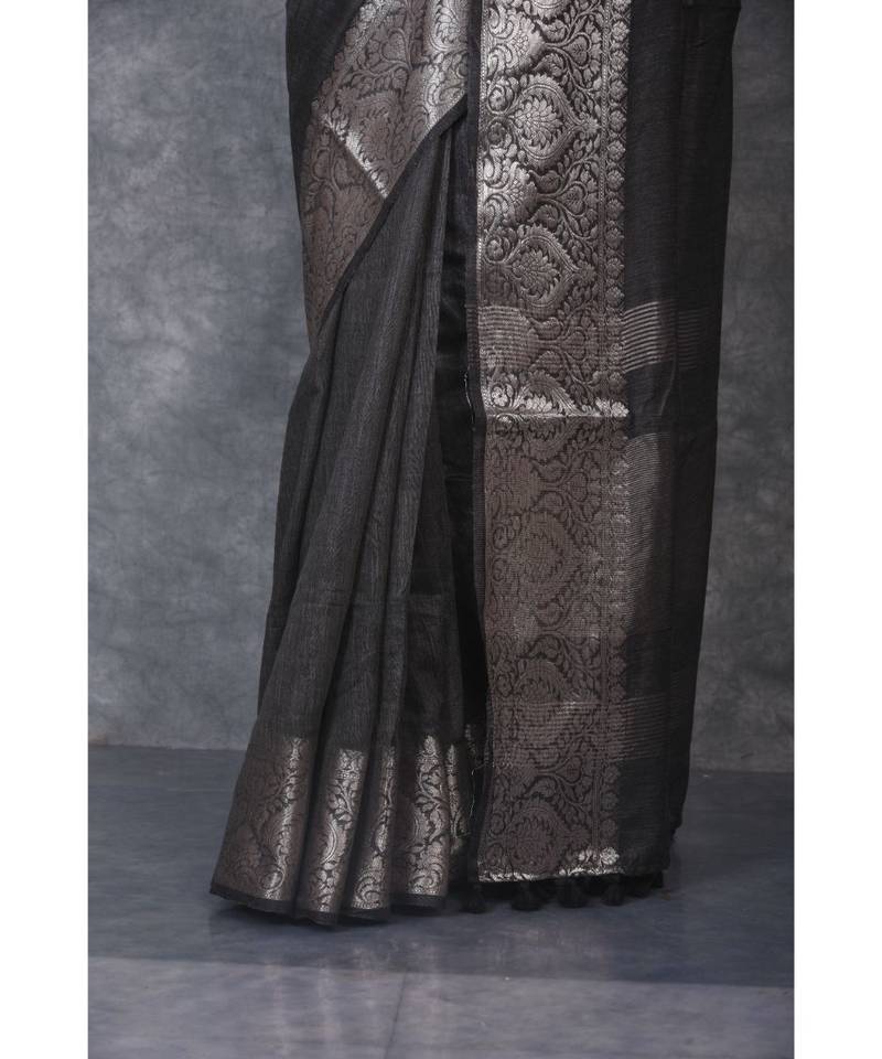 black silk hand woven handloom saree with blouse