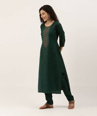 Green Cotton Blend Embroidered Dress Material With Printed Dupatta 5