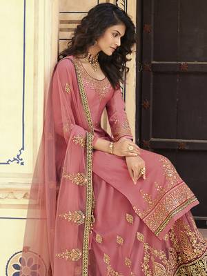 Pink embroidered chiffon salwar 2
