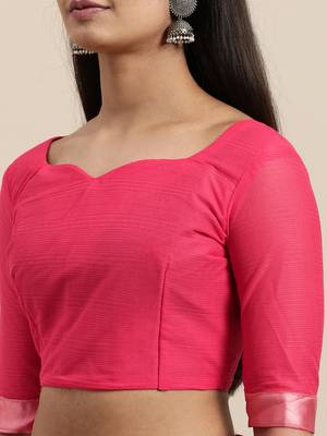 Divaastha Pink Silk Blend Saree With Blouse 3