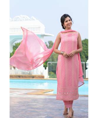 Pink chikankari kurti set 1