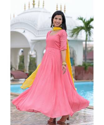 Peach anarkali with dupatta 3