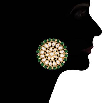 Traditional Choker Set Glided With Kundan & Pearls 3