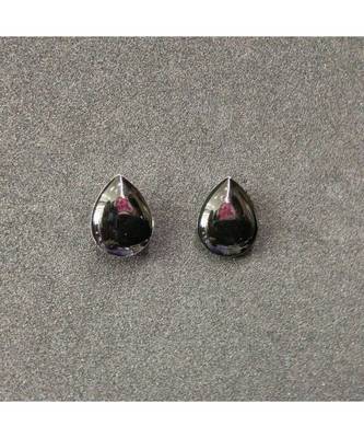 elegant stud for women 1