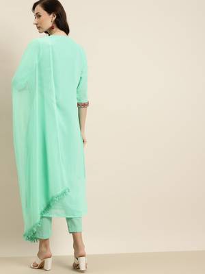 Green Georgette Embroidered Straight Kurta Pant Dupatta Set 3