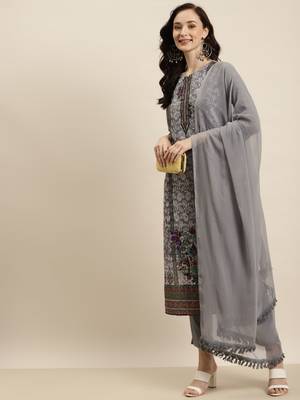 Grey Georgette Embroidered Straight Kurta Pant Dupatta Set 2