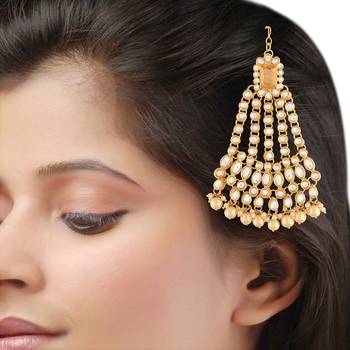 Gold studded jewellery Yellow Gold Alloy   Passa 3