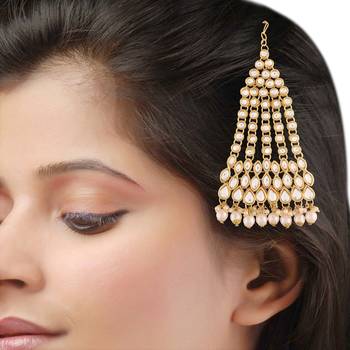 White studded jewellery Yellow Gold Alloy   Passa 3