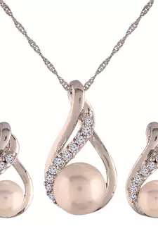 Glittering Cubic Zirconia Designer Chain Pendent Necklace with Pearl Drop Earring