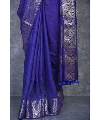 navy blue Silk Viscous Matka Jackard Border saree with blouse 4