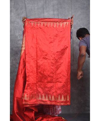 blood red Handloom Dupion Silk Saree With Temple Border saree with blouse 5