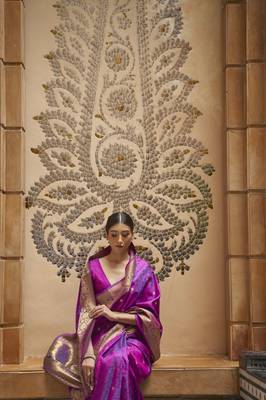 Purple woven silk saree with blouse 2