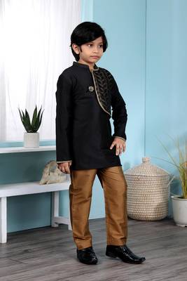 Black embroidered cotton silk boys-kurta &-pyjama 3