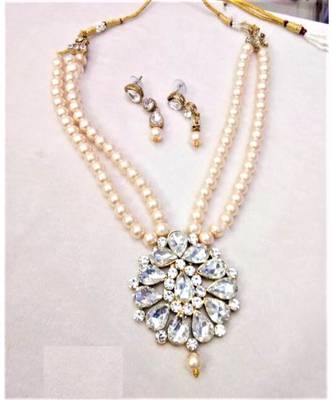 the rising star necklace beads  designed for womens and girls 1