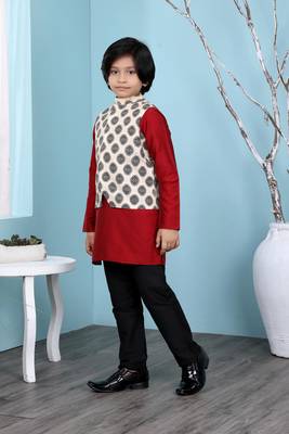 Maroon embroidered cotton silk boys-kurta &-pyjama 2