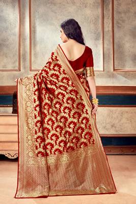 Red Woven Art Silk Saree With Blouse With Belt 2