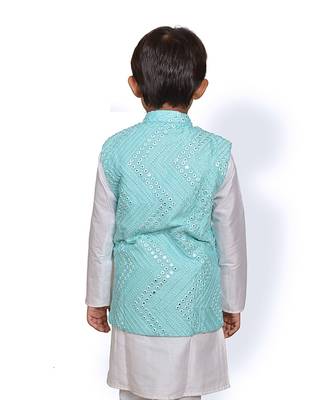 Zipped Embroidered Jacket with Kurta and Pyajama 5