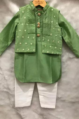 Green Embroidered Bandi with Kurta and Chudidar