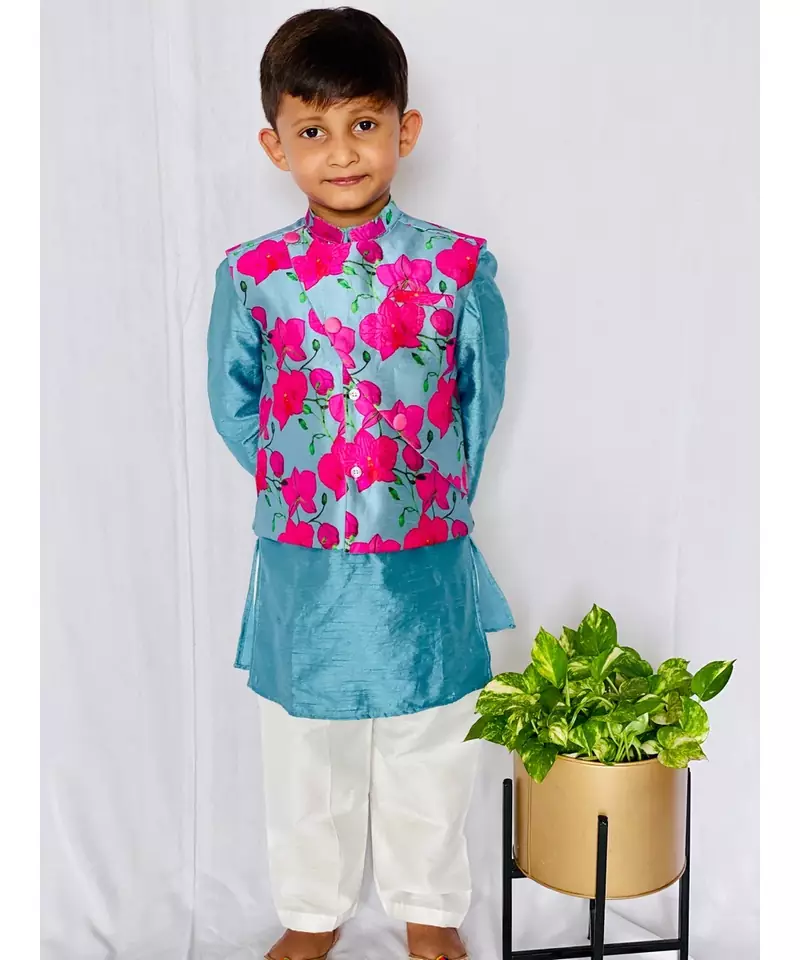 Slant Cut Bandi with Kurta and Pajama