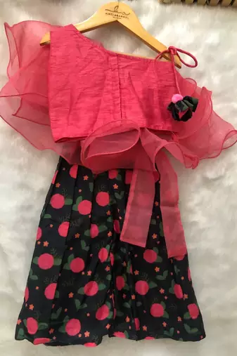 Ruffled Crop top with flowered Palazzo