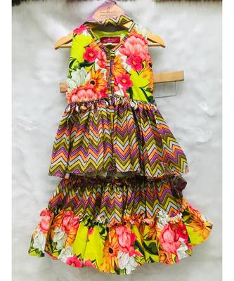 Flower Print Short Kurta with Net Dupatta and Sharara 3